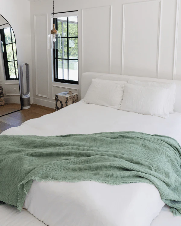 Lara Sage- Muslin Blanket - Queen - Image 3