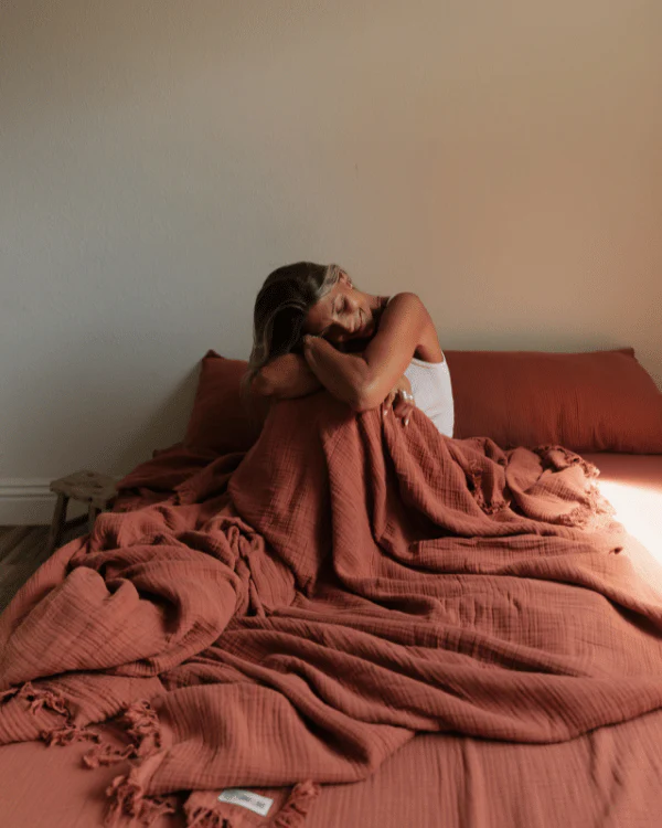 Lara Terracotta - Muslin Blanket - Queen - Image 5