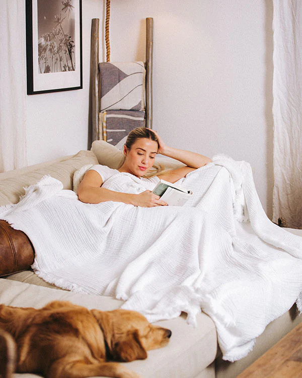 Lara White - Muslin Blanket - Queen - Image 5