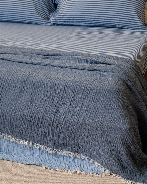 Senna Melange Muslin Blanket Indigo - Queen - Image 4